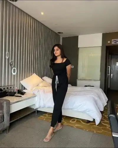 Vedasandur Call Girl Service